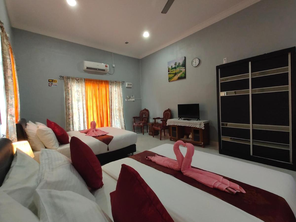 Ku'S Roomstay Pantai Cenang  Exterior photo